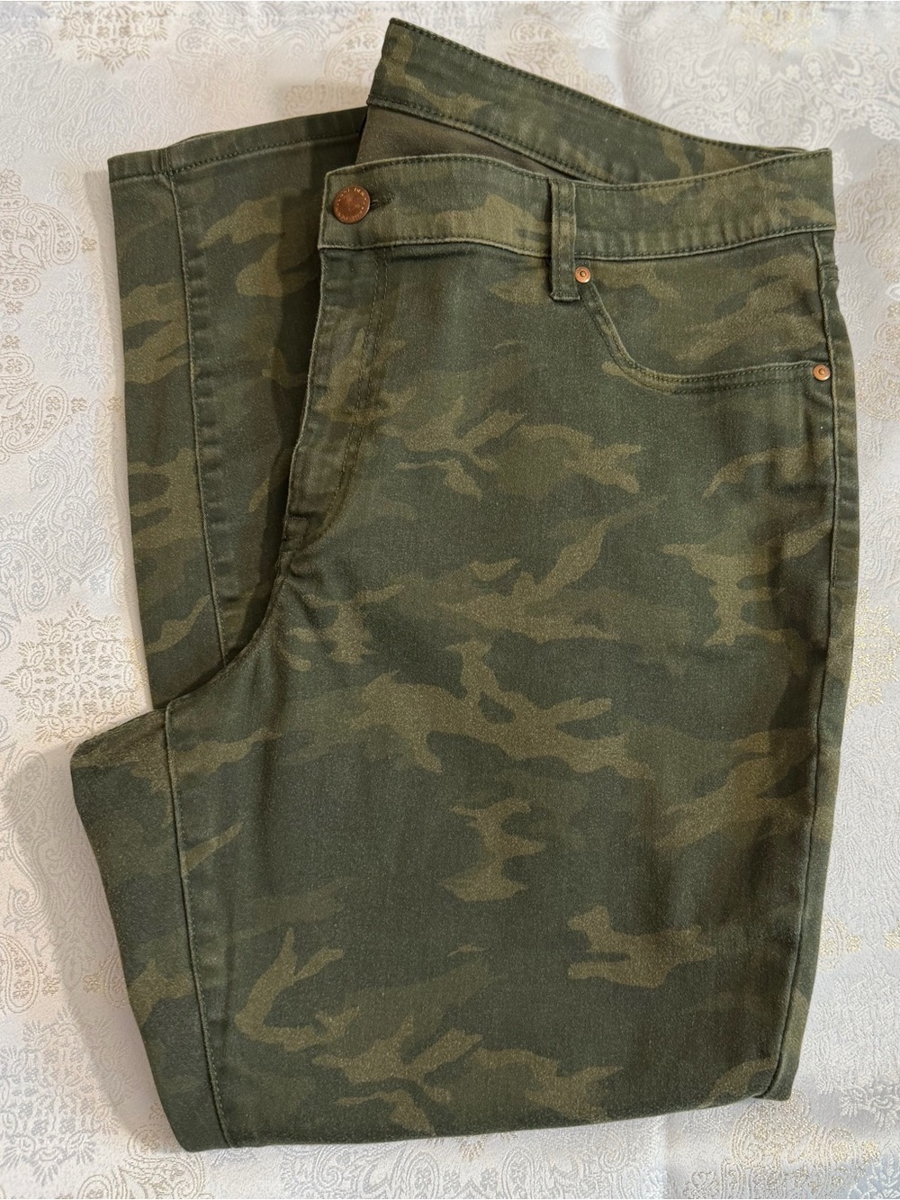 Women’s Plus Size Lane Bryant Camo Green Jeans - Skinny Fit
